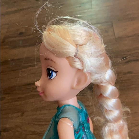 Disney dolls (two) - Picture 11 of 16